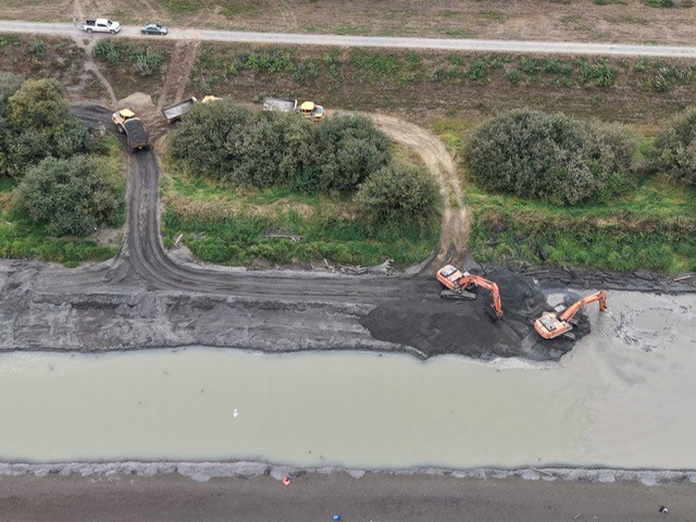 Vedder River Sediment Removals at Boundary Bar Two orange excavators remove gravel from the Vedder River.